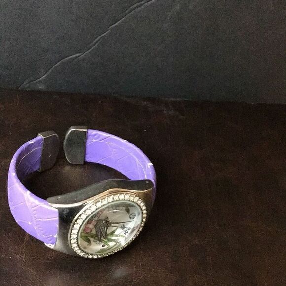 Vintage Avon dragonfly watch some where pictured need battery - Picture 3 of 5